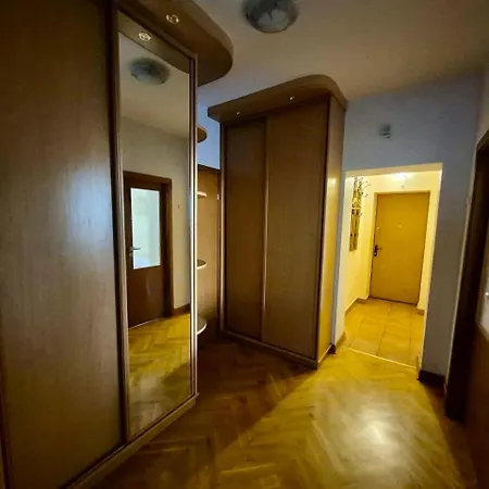 Аpartments At The Pecherska Metro Station Апартаменты Киев