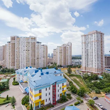 Аpartments At The Pecherska Metro Station Киев